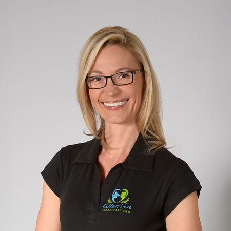 Portraitfoto Monika Schuster